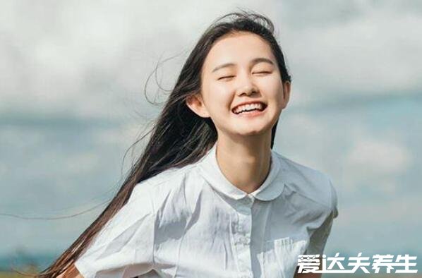 恋爱中女孩子最想要的是什么，所有选择题都会坚定不移的选她