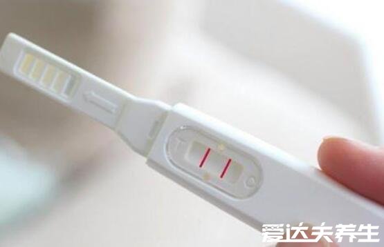 8个征兆说明你怀孕了，除月经大家还要注意身体乳房/体温等变化