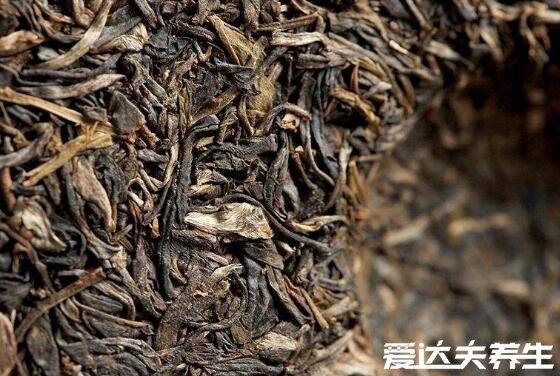 普洱茶生茶好还是熟茶好，从香味上来说生茶略输一筹