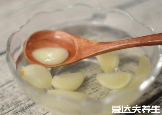 大蒜治咳嗽一夜见效的5种方法，大蒜冰糖水很适合小孩治咳嗽