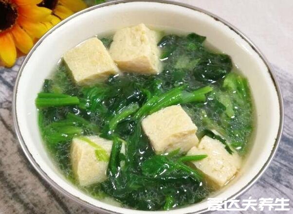 菠菜和豆腐能一起吃吗，可以但需要将菠菜提前焯水(附做法)