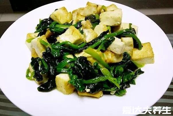 菠菜和豆腐能一起吃吗，可以但需要将菠菜提前焯水(附做法)