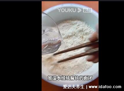 家庭凉皮最简单的做法窍门，面粉要选对才够味（附制作视频）