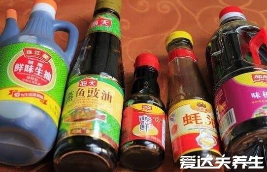 生抽和酱油的区别，从颜色到用途都不相同(千万别弄混)