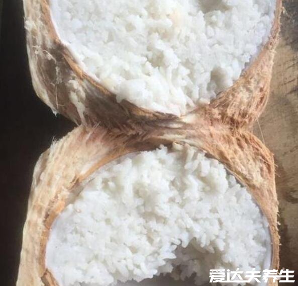 椰子肉怎么吃能直接生吃吗，可生吃而且可蒸可煮制作成甜品